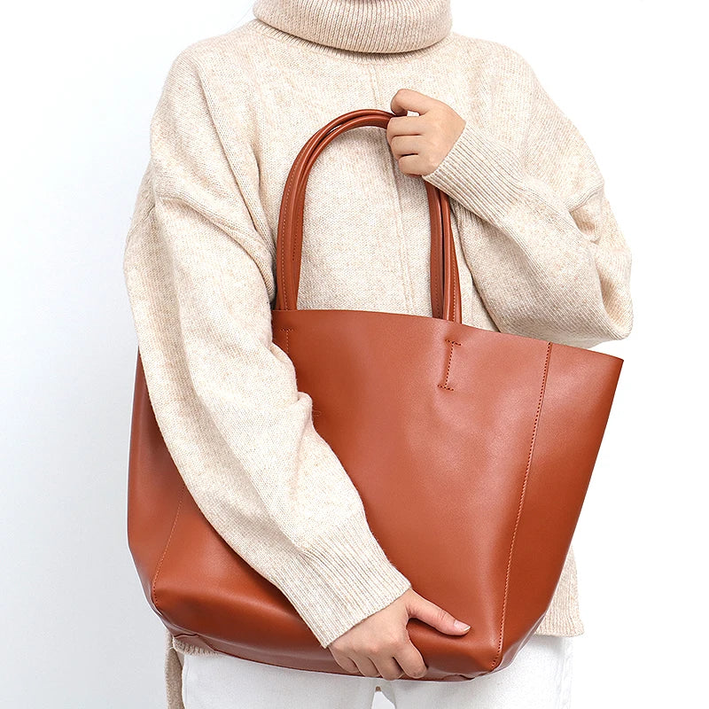 Sac à Main Femme – Cuir Véritable, Style Classique by Mancini