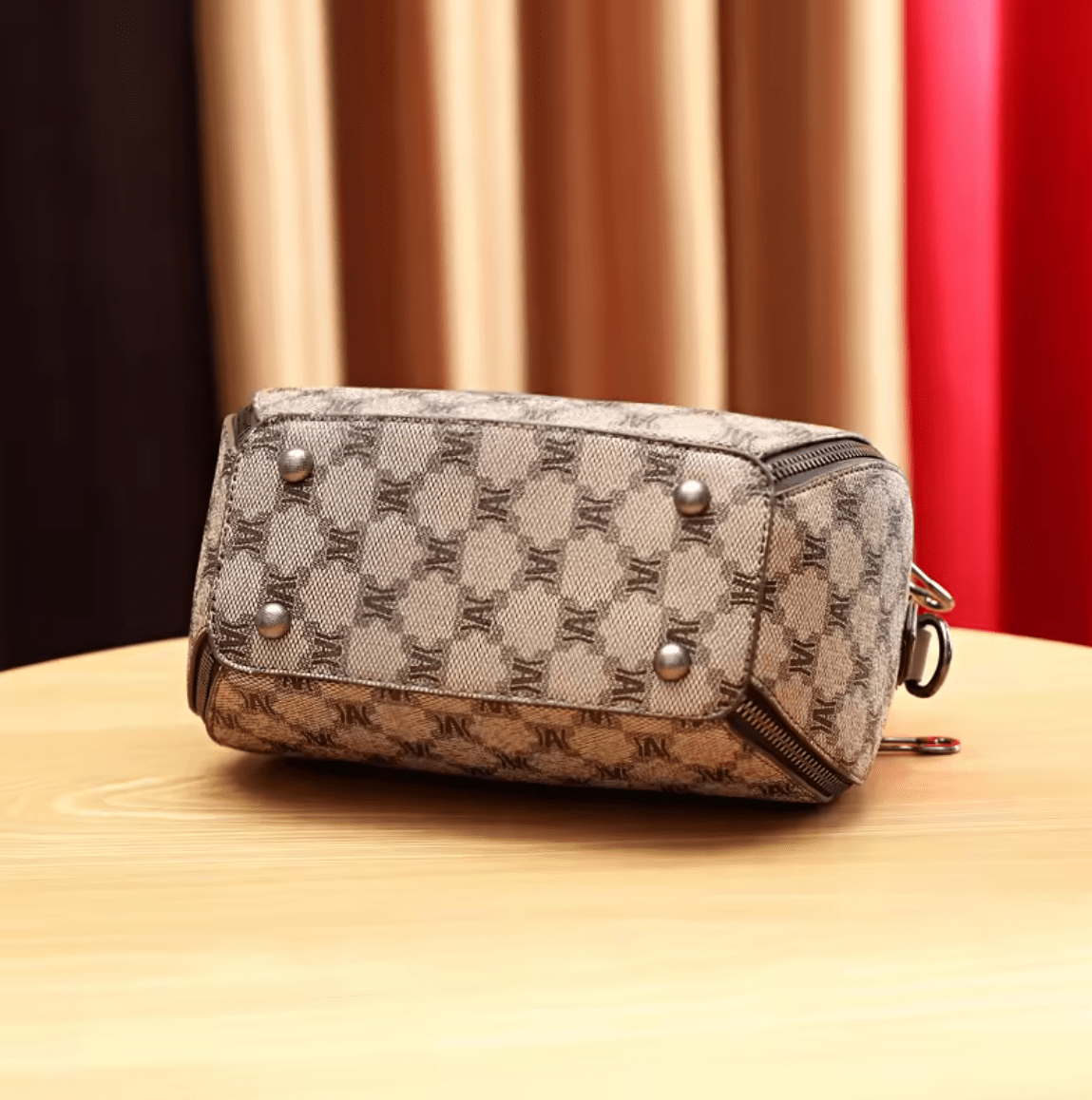 Sac à Main Femme – Cuir Véritable et Finition Raffinée by Martini